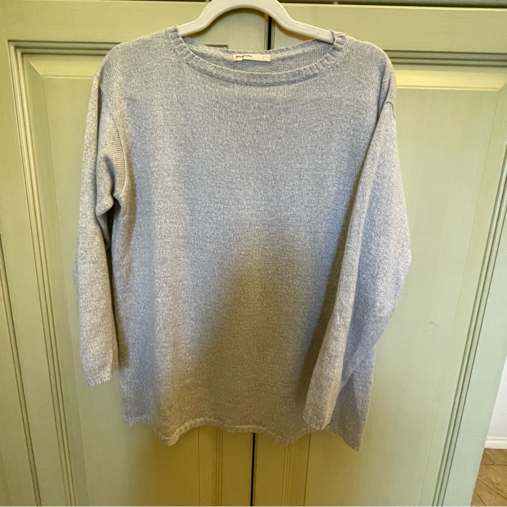 Women's Gray Sweater